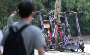 電動キックボード事故、速度よりも通行量が大きく影響…混雑対策が焦点に